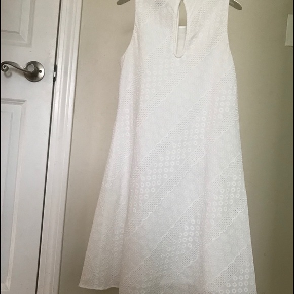 Calvin Klein A line sleeveless Flared white dress - Picture 3 of 8